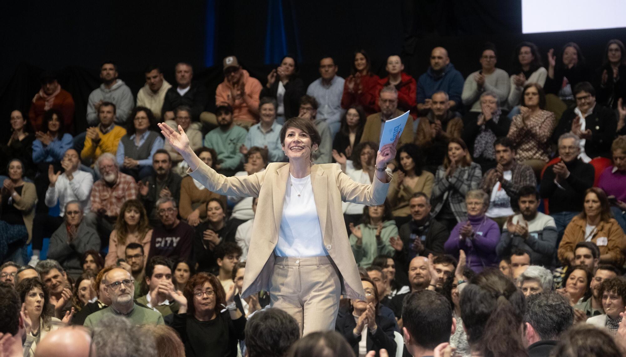 ana ponton mitin 18f